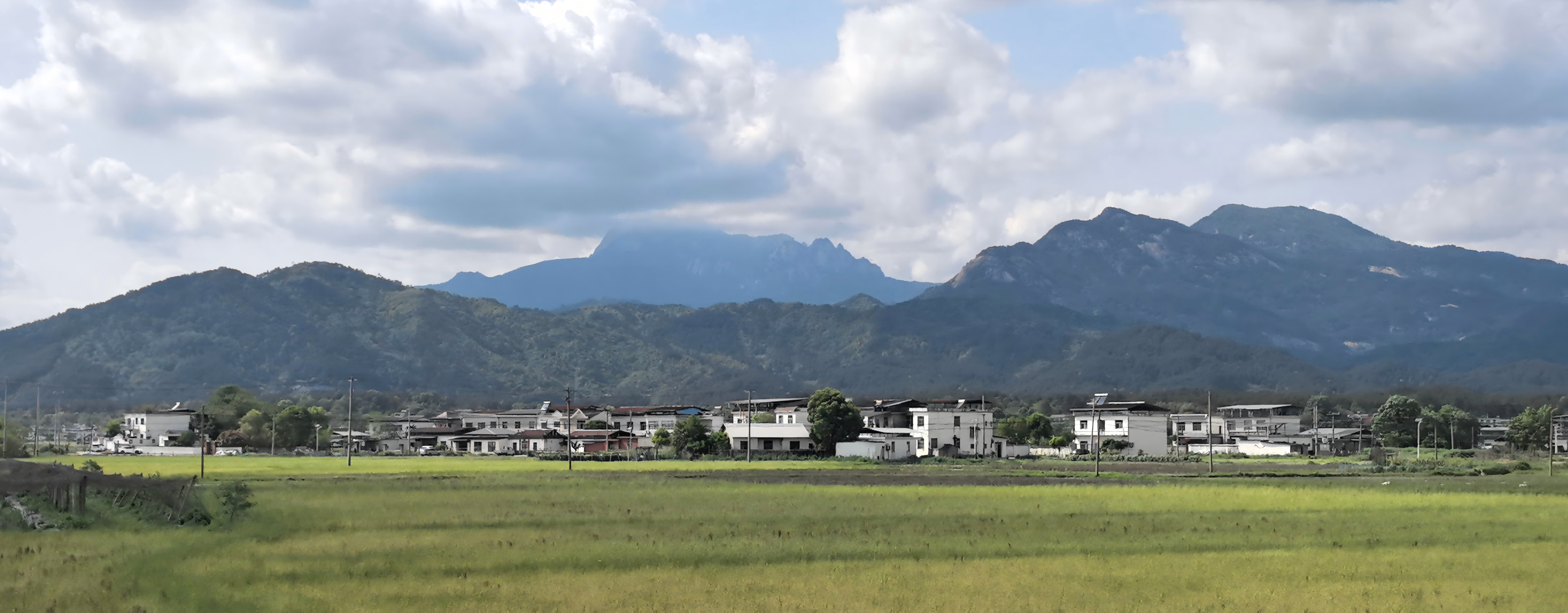 洞部落风物・天柱万岁大王山｜群峰次第铺陈